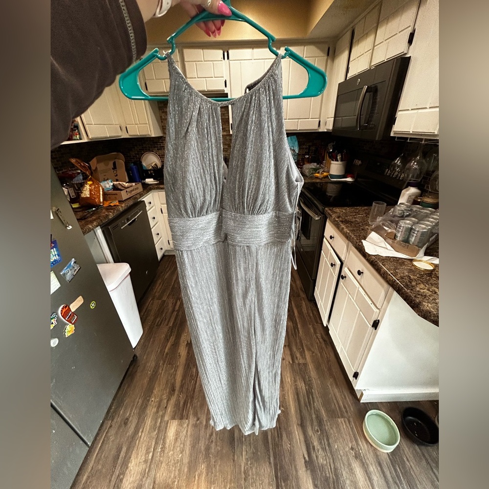 R&M Richards floor length dress size 4